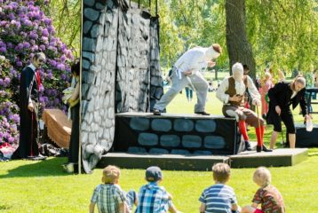 outdoor summer theater