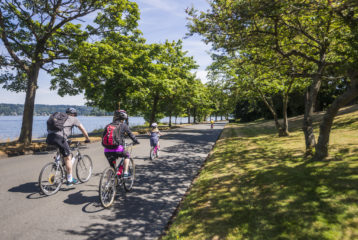 Lake Washington Boulevard closed