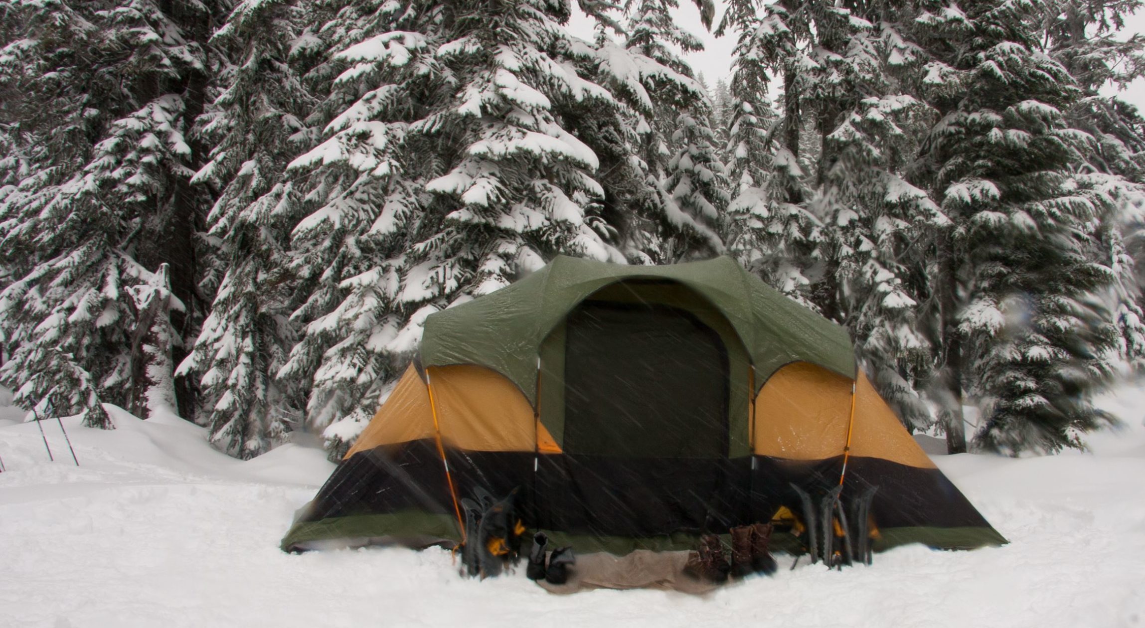 winter camping in Washington