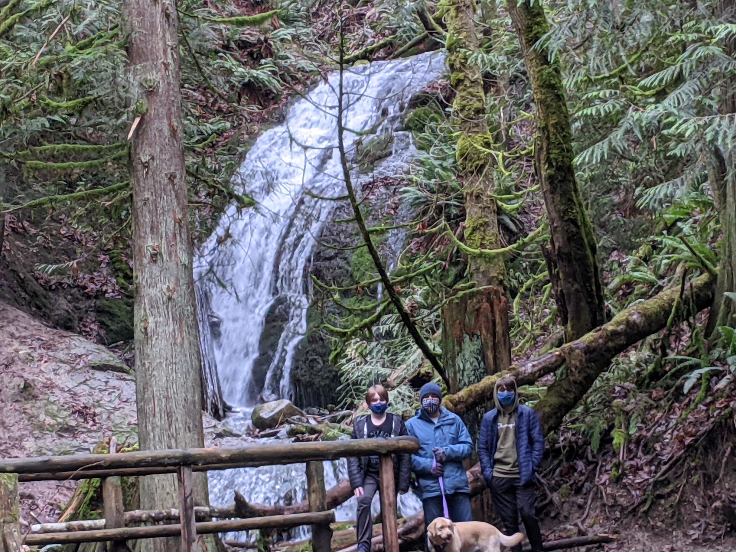 hiking teens Jillian O'Connor photo