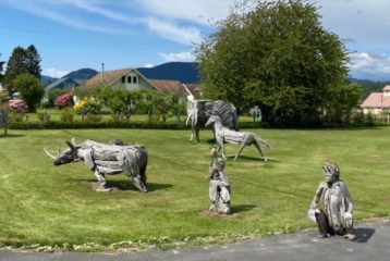 Joe Treat's lawn sculptures