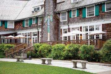 Lake Quinault lodge