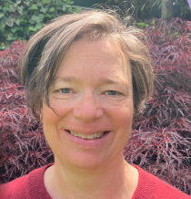 Author profile: Megan Kelso