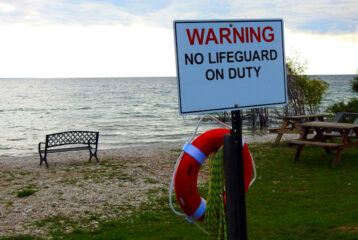 Seattle beaches closed 2023