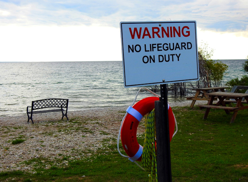 Seattle beaches closed 2023