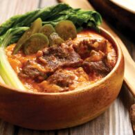 Noche Buena gifting feasting