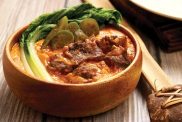 Noche Buena gifting feasting