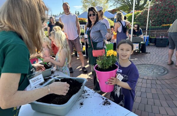 Photo courtesy: Edmonds in Bloom 