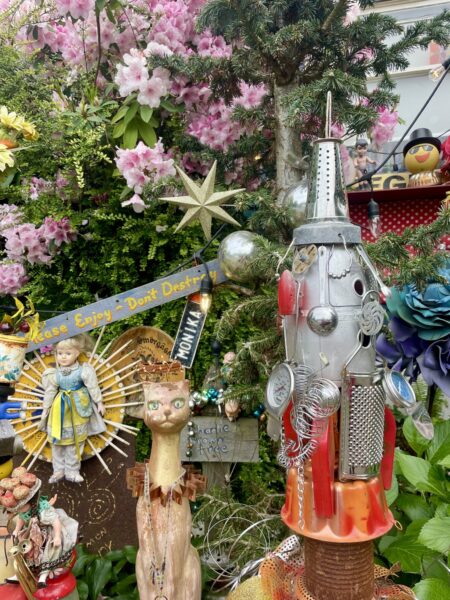 The blue house rocket