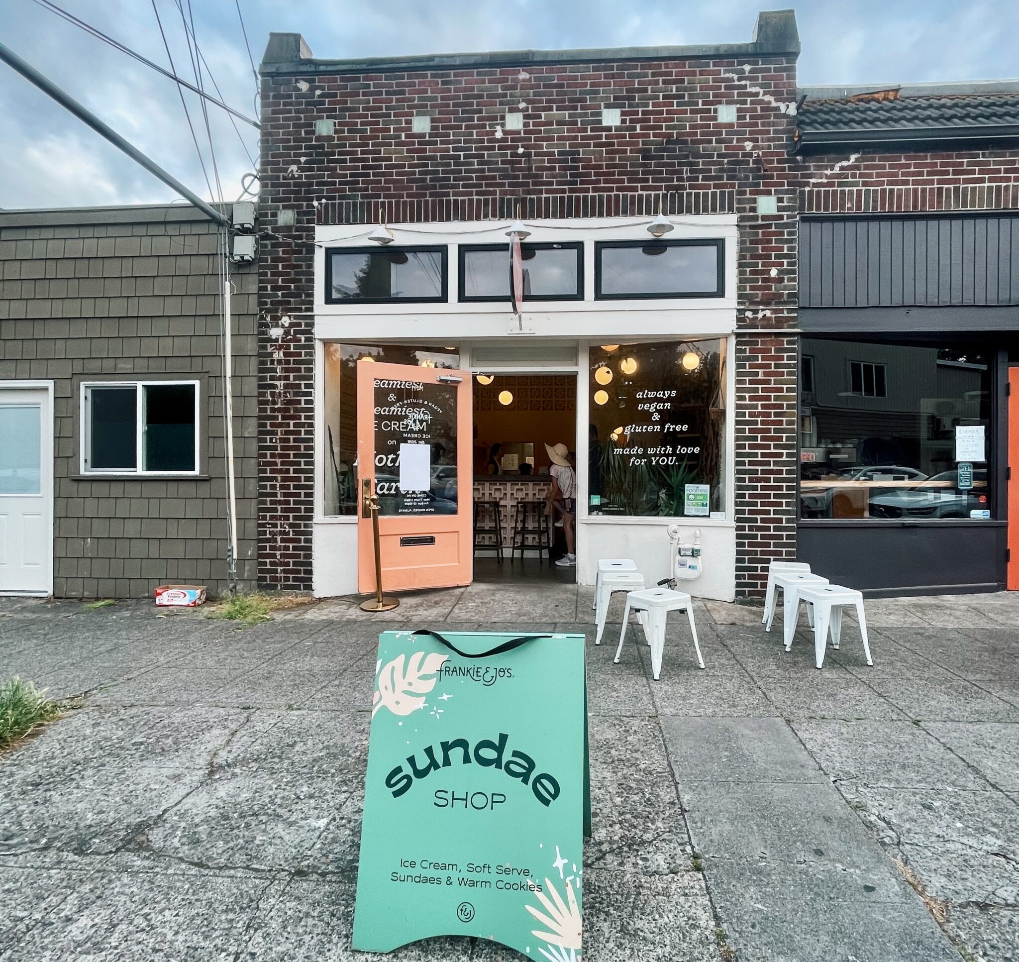 frankie and jos soft serve