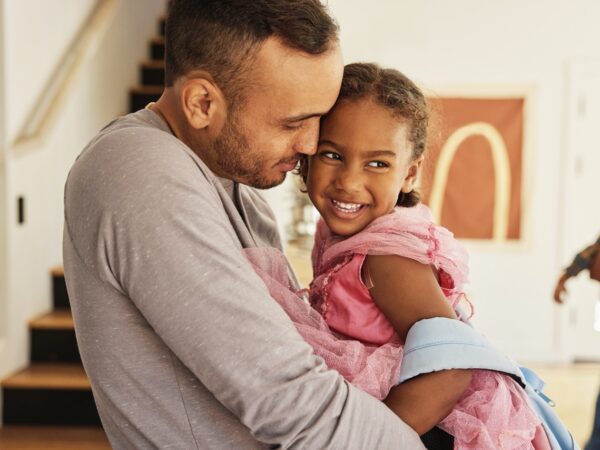 kids and loneliness: father and daughter